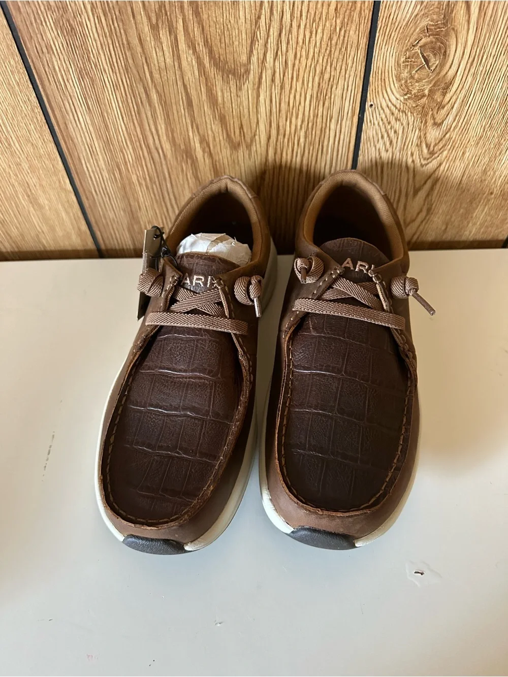 Ariat Hilo’s Men's Buckeye Brown Casual Slip On Loafers